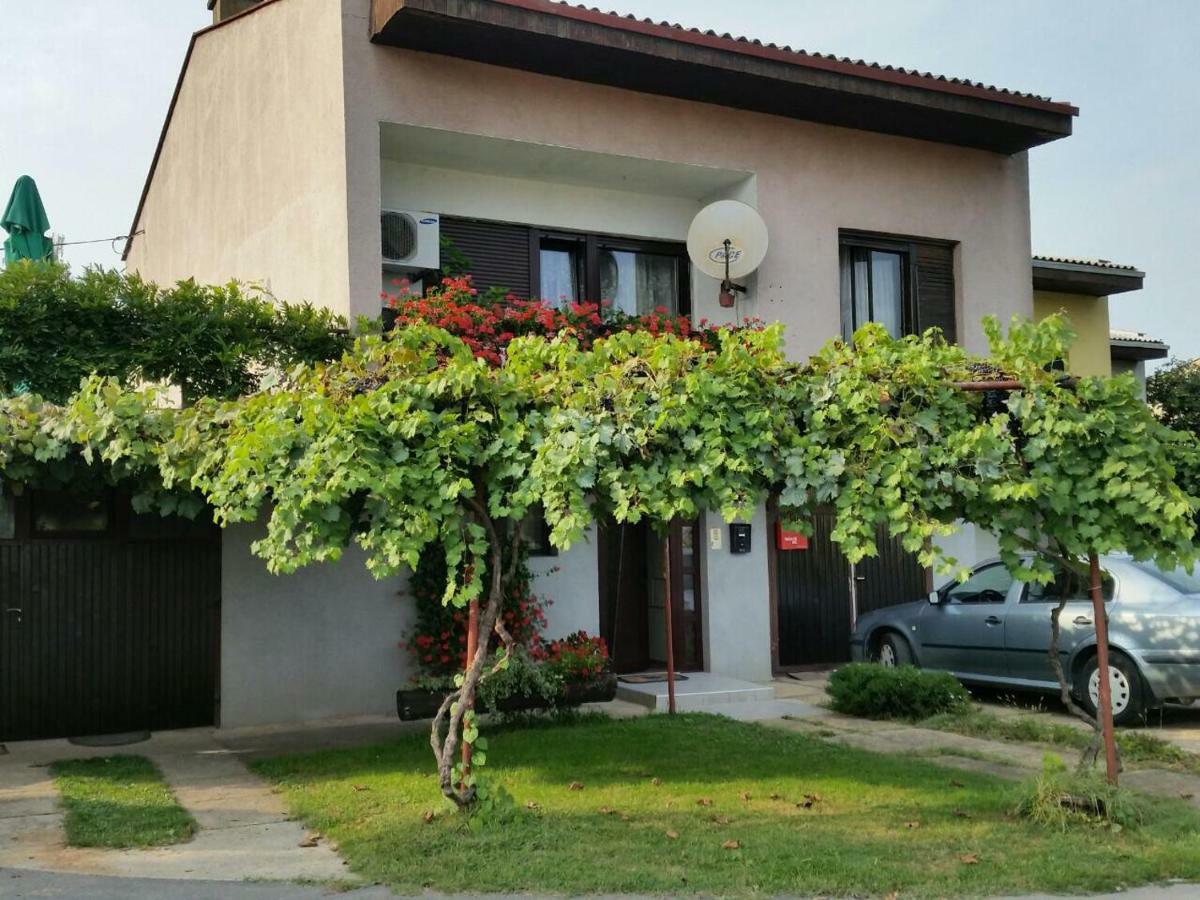 Apartment Vir Karlovac Exterior foto