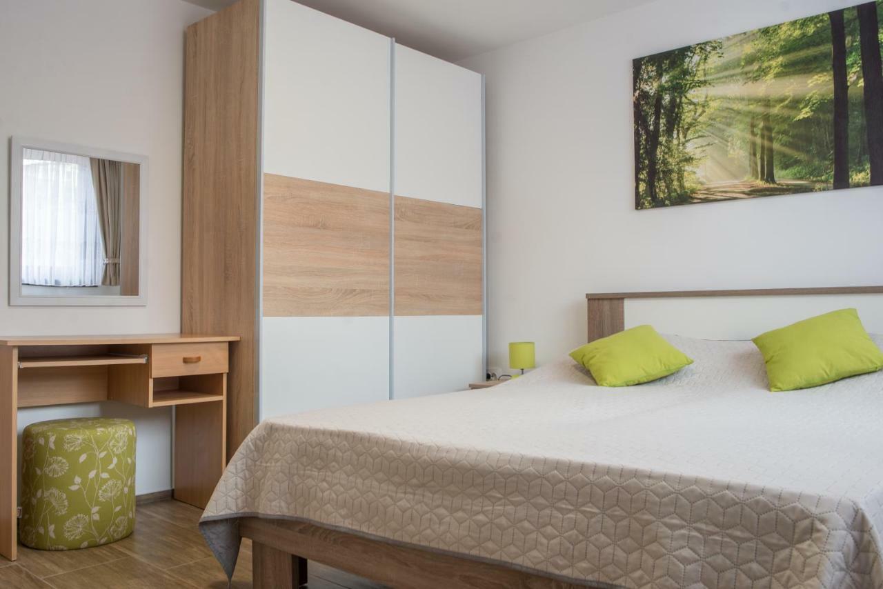 Apartment Vir Karlovac Exterior foto
